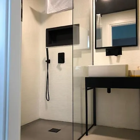Studio B4 Side Faleza Nord Apartment *